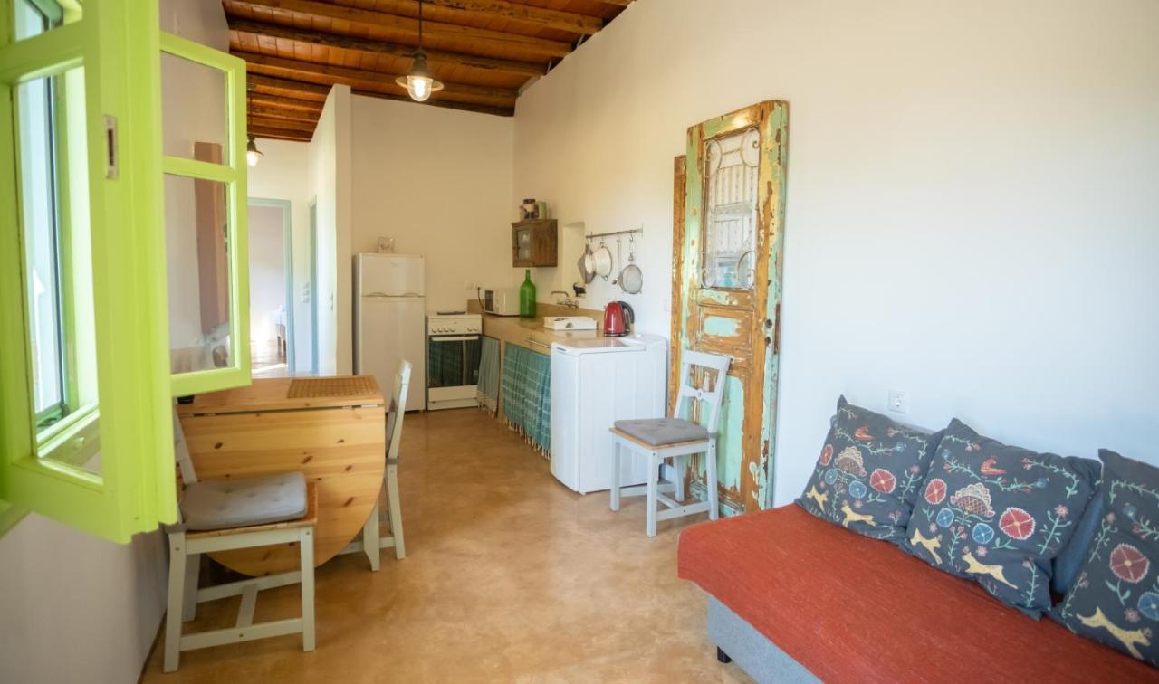 Simboro House - Kythoikies Holiday Houses Kýthira Buitenkant foto