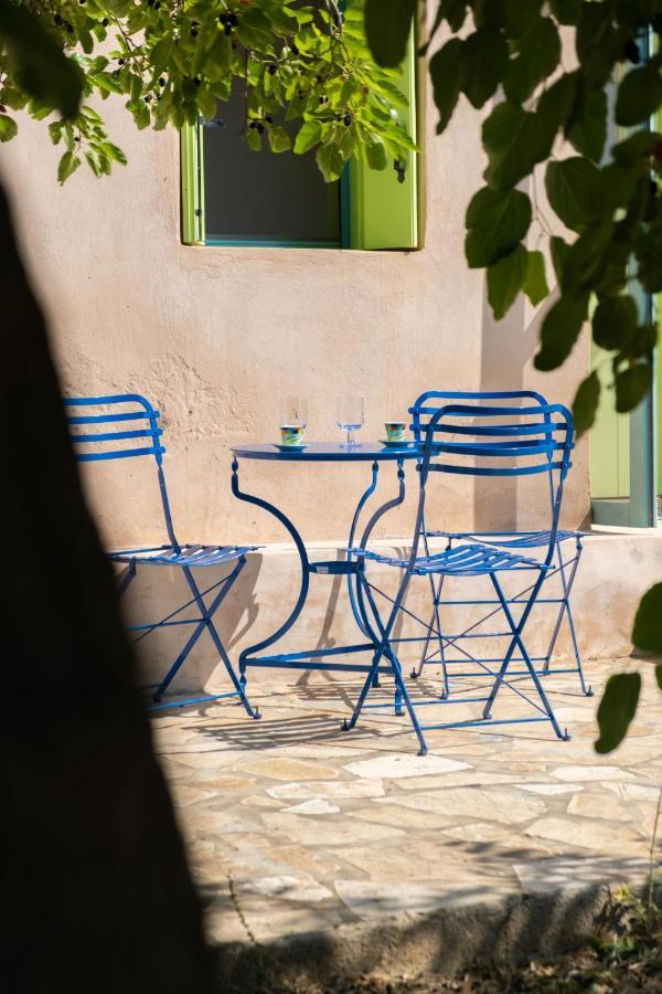 Simboro House - Kythoikies Holiday Houses Kýthira Buitenkant foto