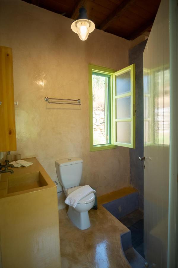 Simboro House - Kythoikies Holiday Houses Kýthira Buitenkant foto
